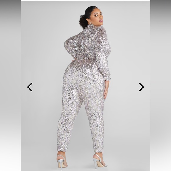 Awesome sequin catsuit. Stunning! - Picture 2 of 8